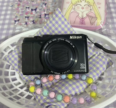 Nikon COOLPIX S9900 optical 30 times the 16.05 million-pix Digital 