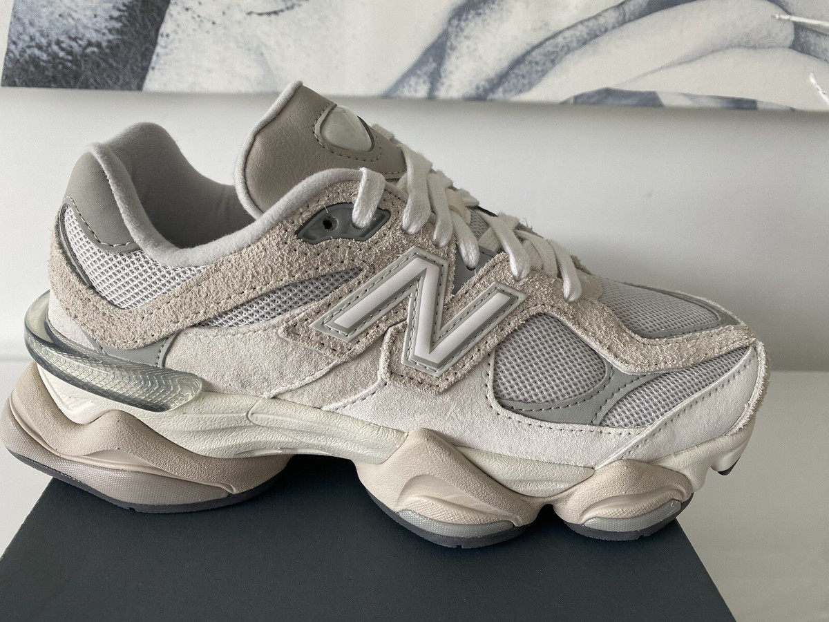 New Balance 9060 Grey Suede U9060FGN Women Men Size RARE 5.5