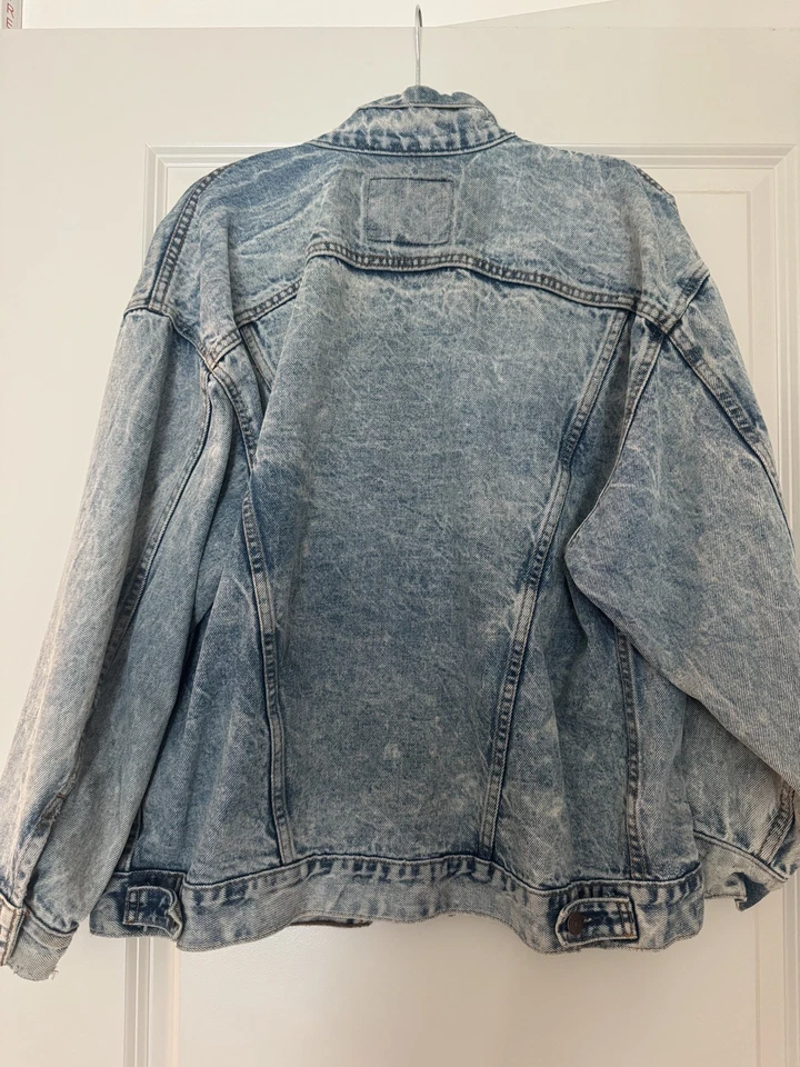 Levi's 牛仔纽扣卡车司机夹克复古 L 码-美国制造-破旧 — 第 3/4 张图片