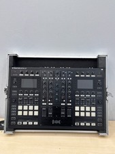 Native Instruments Traktor Kontrol S8 DJ Controller