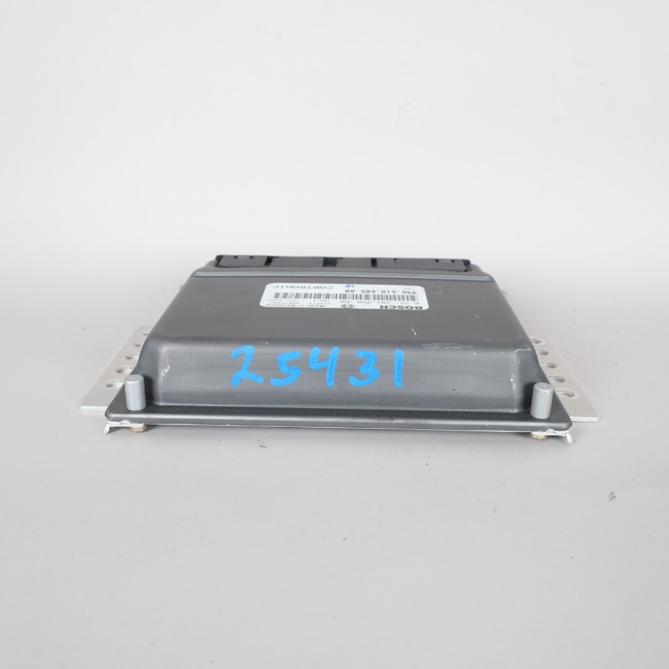 2000-2001 Porsche 911 Boxster Engine Computer ECU DME 99661860500 OEM Used