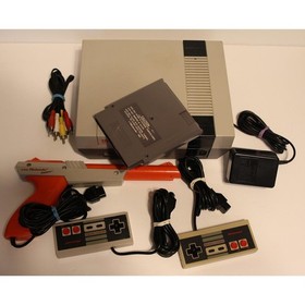 Sistema de entretenimiento Nintendo NES-001 consola NES juego de acci&oacute;n con mandos J
