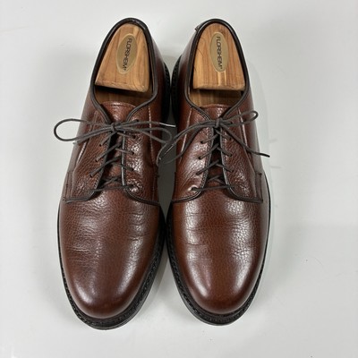 Allen Edmonds Men display picture 1