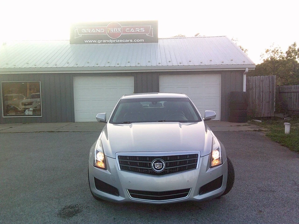 Cadillac ATS 2013 2,5 L sedán de lujo de 4 puertas Foto 4 de 4