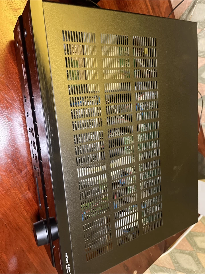 Yamaha RX-V673 7.2 Channel 400 Watts AM/FM A/V Receiver HDMI USB AirPlay Clean! - Image 3 of 4