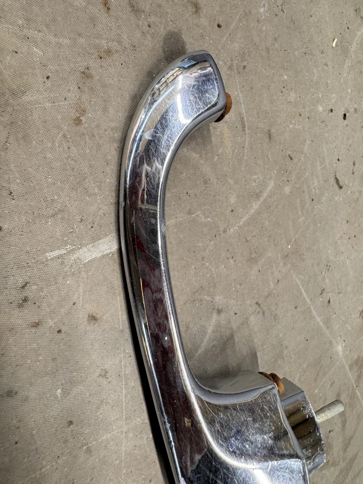 Manija de puerta Pontiac Grand Prix Starfire 98 88 Wildcat 1961-1964 Chevy Impala SS 1961-1964 Foto 3 de 4