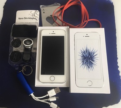Apple iPhone SE A1723 - 64GB - Silber (Ohne Simlock / Smartphone / Handy)