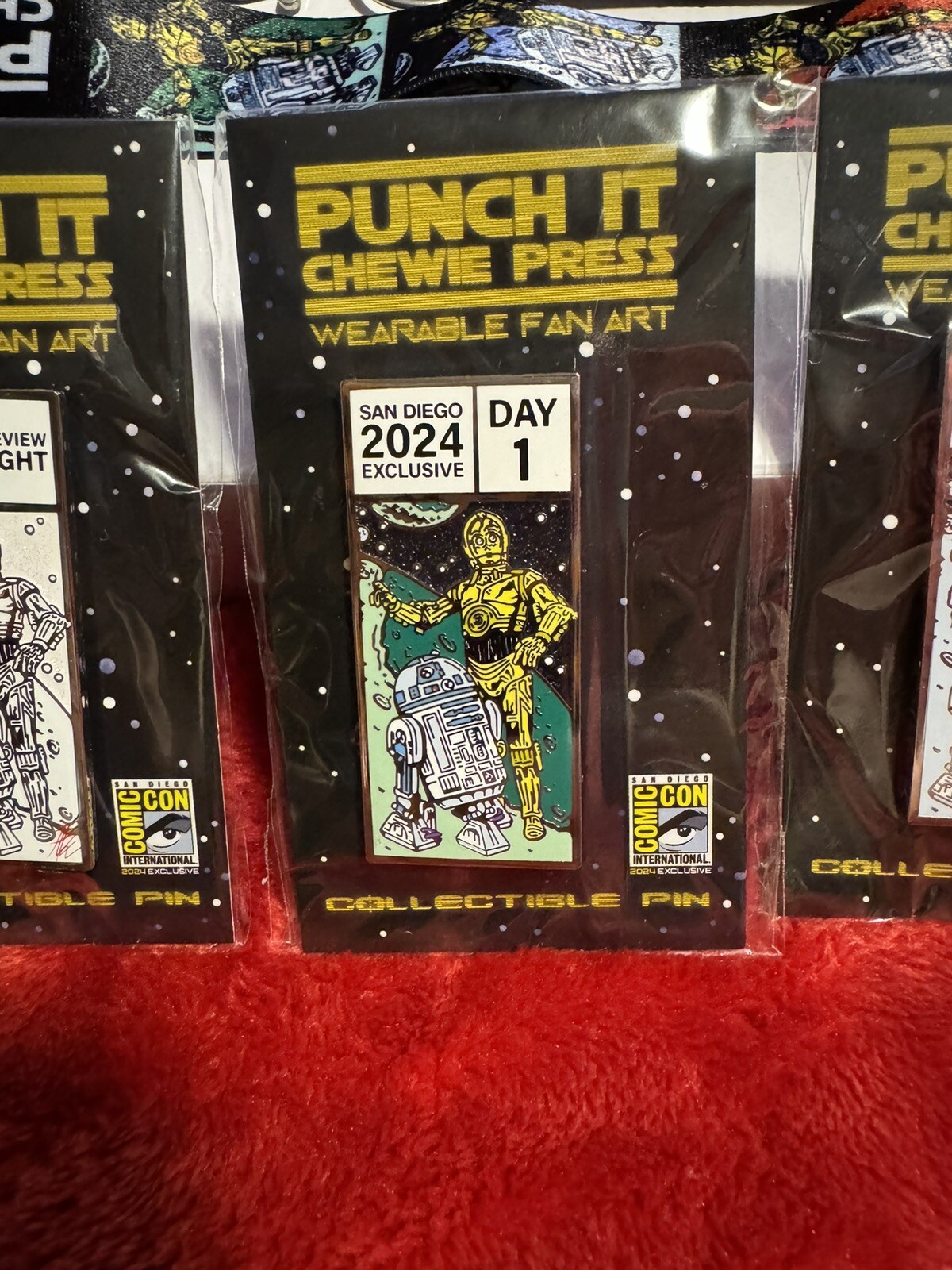 SDCC 24 Punch it Chewie Press Full Set Star Wars Daily Pins -C3PO R2D2 & Lanyard