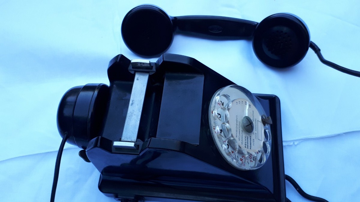 ANCIEN TÉLÉPHONE EN bakélite noir à cadran rotatif - PTT - Années 60 EUR 35,00 - FR