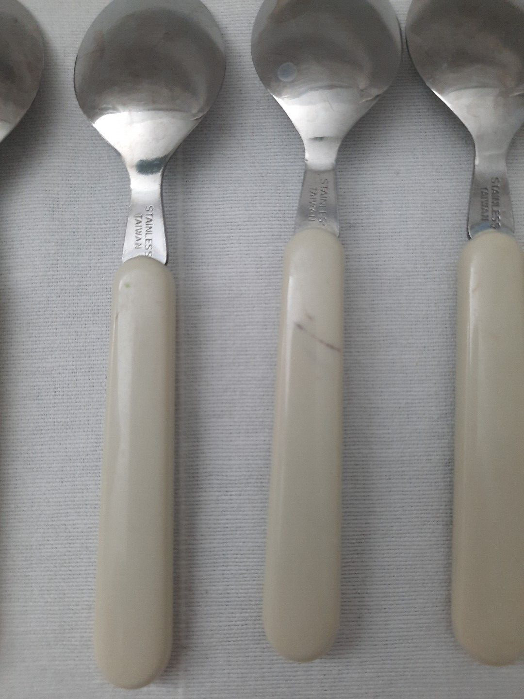 Vintage 38 Piece Lot Christmas Teddy Bears Stainless Flatware w/ Plastic Handles