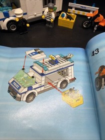 LEGO City #7286 - Prisoner Transport Complete Set with Instructions Retired Set