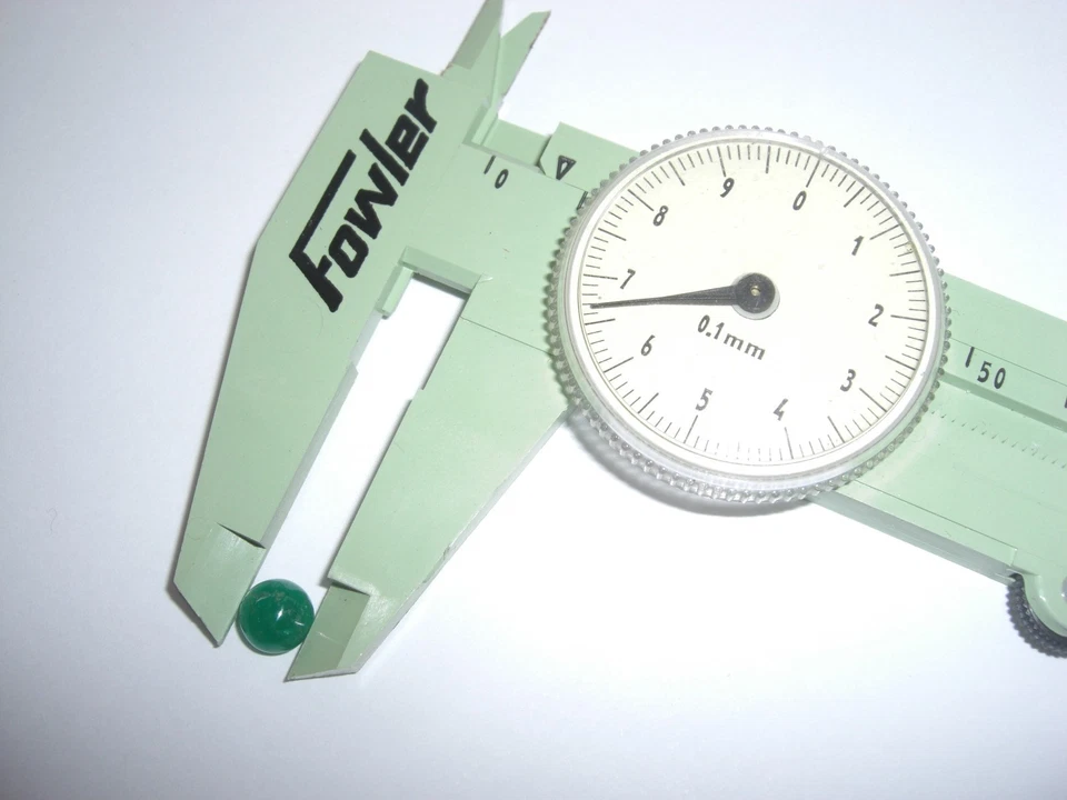 1.15ct Natural Colombian Emerald Double Cabochon Gemstone Stunning Green Color - Image 4 of 4