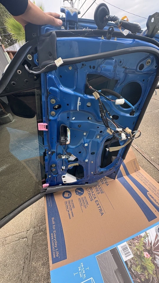 Conjunto de puerta Subaru Impreza WRX STI 2002-2007 ambas puertas delanteras. LH & RH JDM Foto 2 de 4