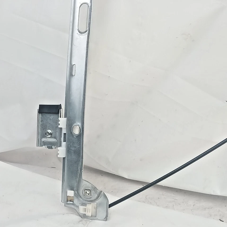 GM 19120846 Silverado Sierra Classic regulador de ventana eléctrica delantero izquierdo con motor OE Foto 4 de 4