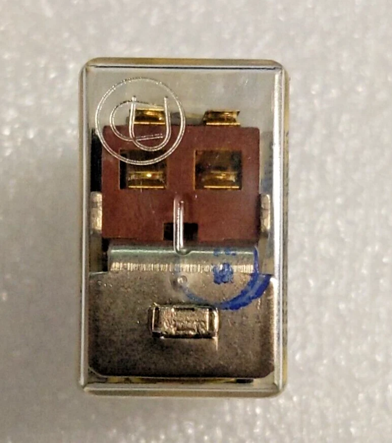 RELAY ALLIED CONTROL TF154-CC-CC-24VDC 700 OHM 4PDT 5A-29VDC NOS with SOCKET - Image 4 of 4