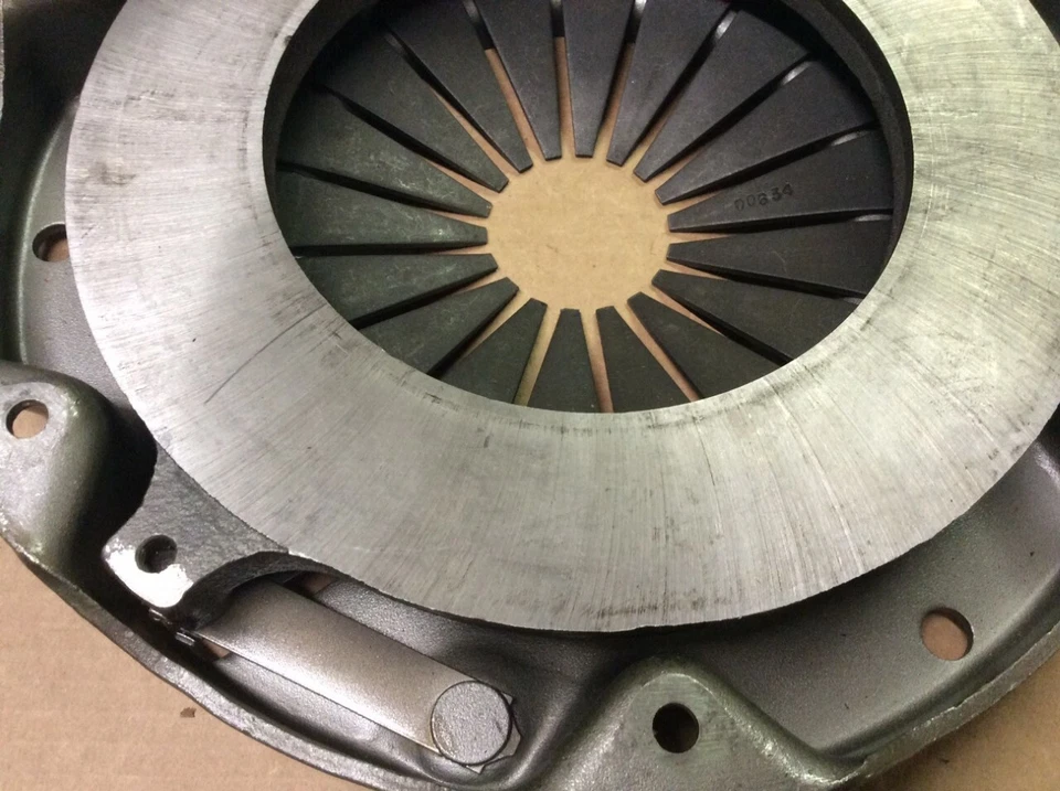 Placa de pressão Reman Hastings Company THC manual trans embreagem somente CA 1860 - Imagem 4 de 4