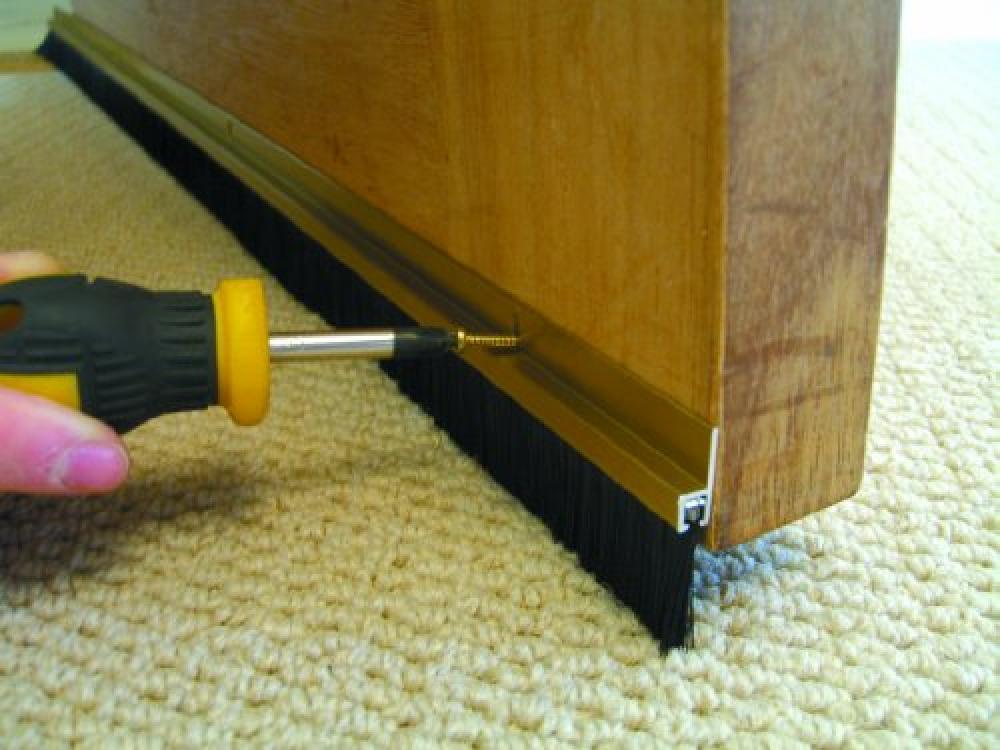 (TG. 838mm (2'9")) Stormguard 02SR0190838G - Guarnizione paraspifferi a spazzola