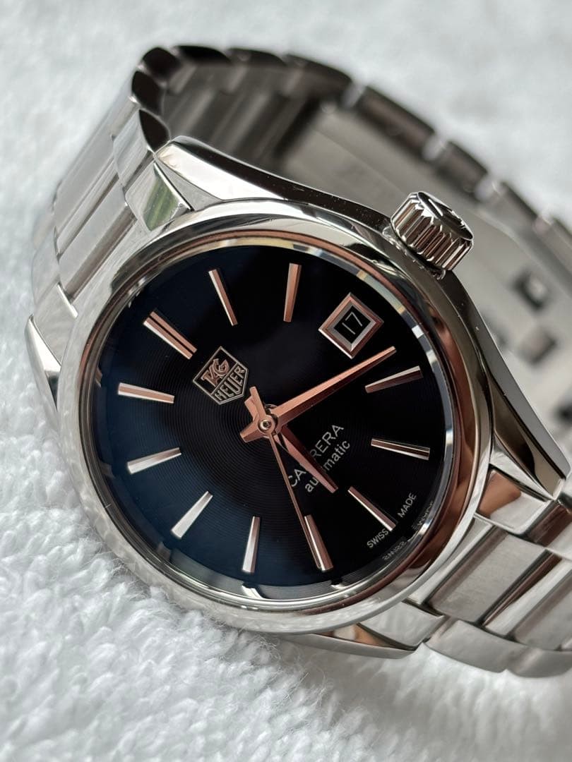 [Near TAG HEUER Carrera WAR2410 Calibre