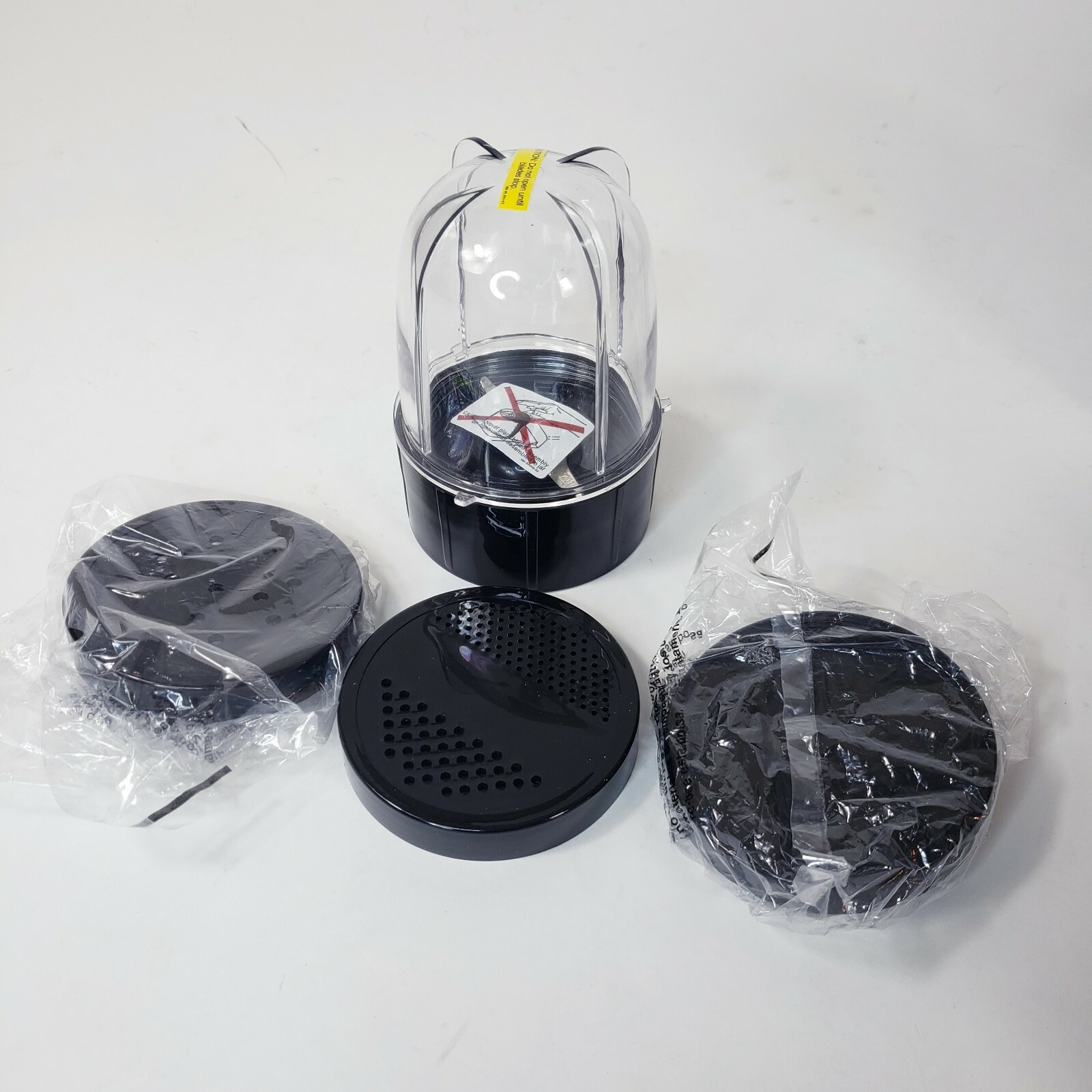 Magic Bullet Party Mugs With  Rings The Original 4- 3 Rings 4 Lids No Blender