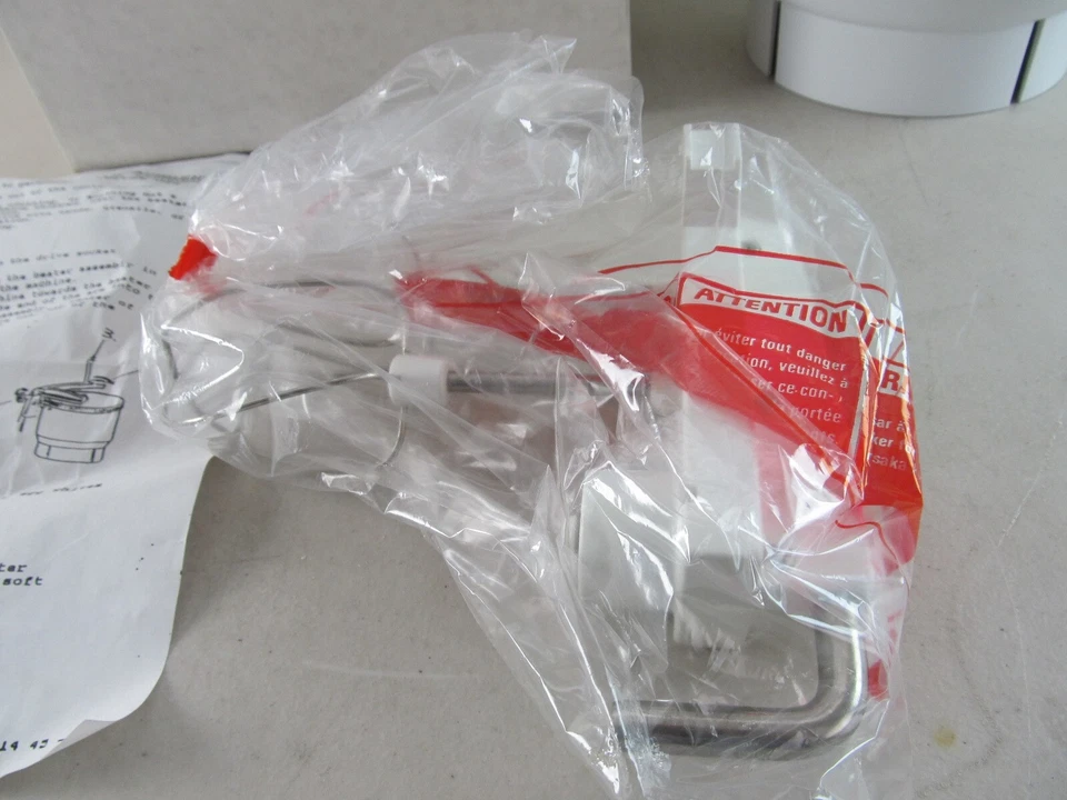 Magic Mill Attachment: Double Beater Bowl New in Open Box - Image 4 of 4