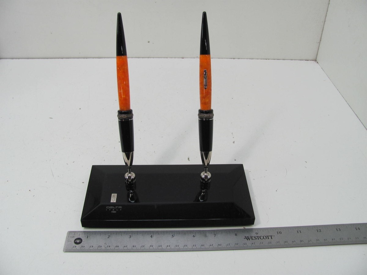 DELTA DOLCEVITA BALLPOINT LEVEL ACTION FOUNTAIN PEN DESK SET