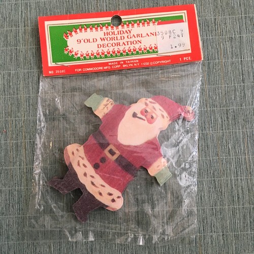 Vintage TAIWAN Paper Garland Santa Pipe Printed 2 Sides 92 Inch Christmas, NIP! - Picture 2 of 5