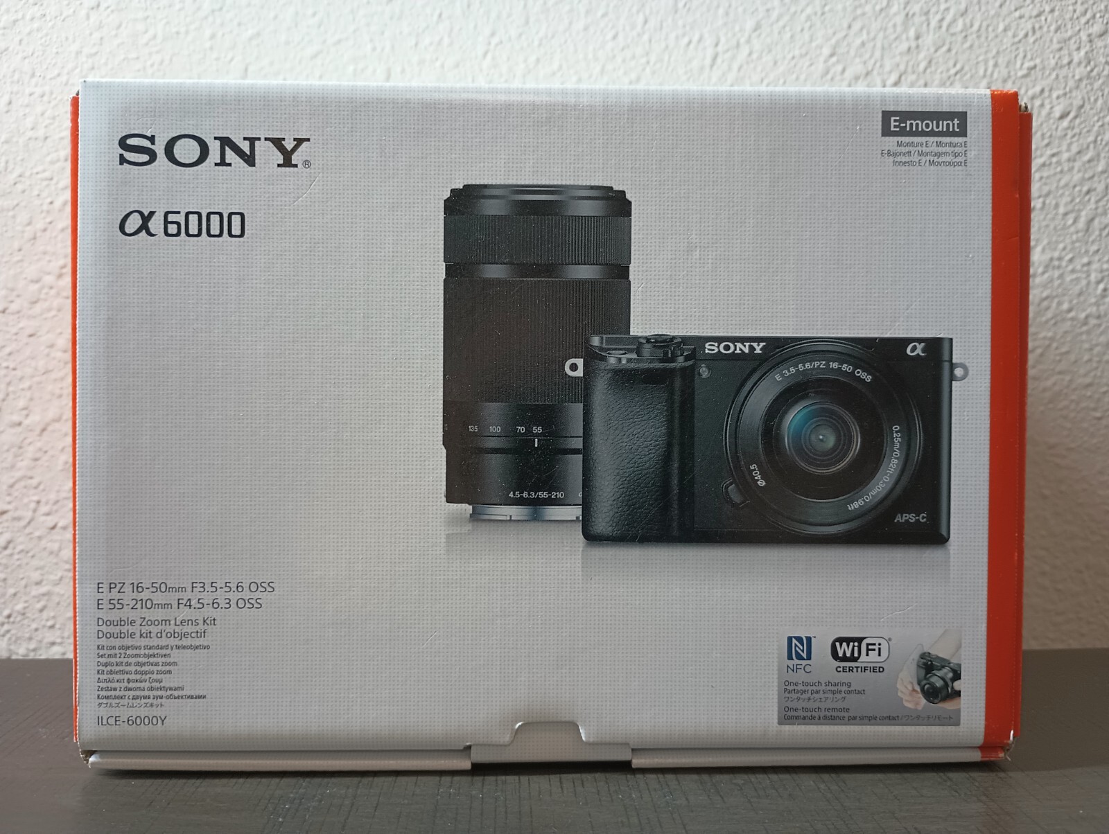 Sony a6000 Mirrorless Camera with 2 Lenses ILCE6000Y/B E PZ 1650mm