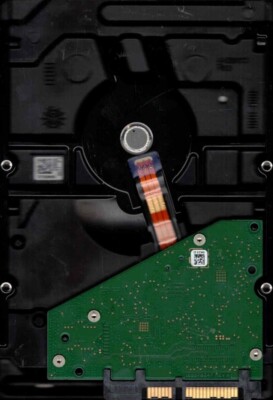 ST8000DM004 P/N: 2U9188-300 F/W: 0001 TK ZR11 AUG 2021 Seagate 8TB