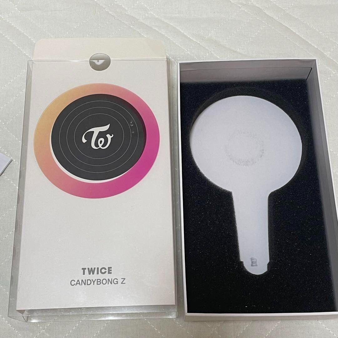 【2個セット】即日発送！正規品TWICE - CANDYBONG ∞ Amazon.co.jp: 【限定フォトカード付き】TWICE 日本 公式