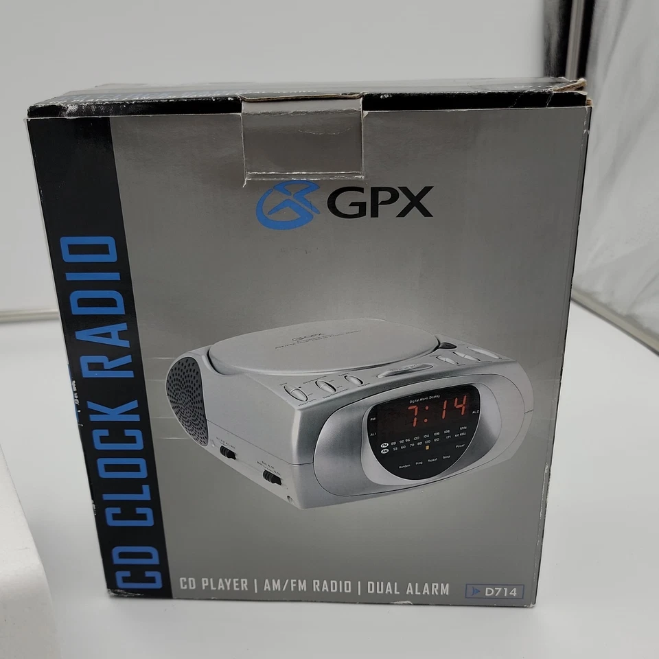 Vintage GPX D714 AM/FM Stereo Clock Radio W Dual Alarm & Fixer Upper CD Player - Image 4 of 4