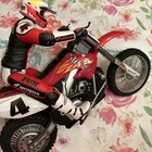 Picture 9 of 24