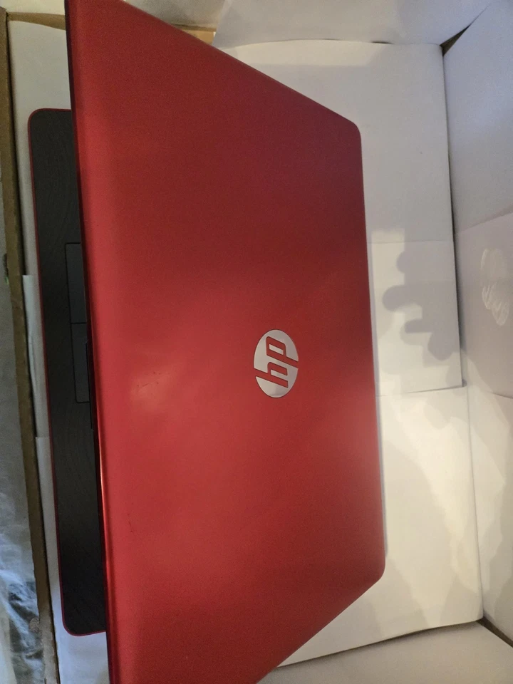 HP i3 Laptop/ 4gig Ram /1tb HDD - Image 3 of 4