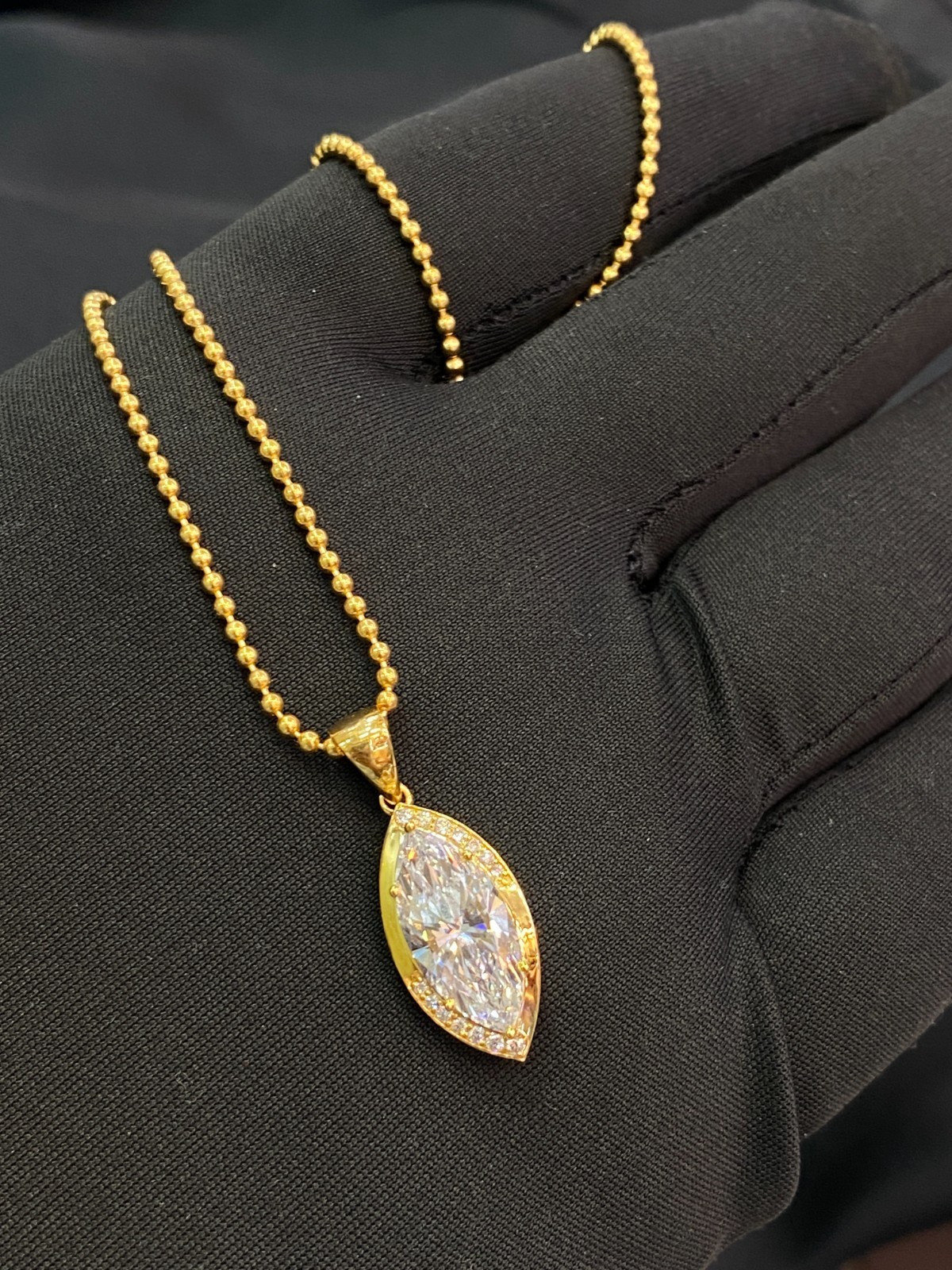 2.10 Cts GIA Certified Marquise Round Shape Diamonds Necklace In 18K Yellow Gold image 7