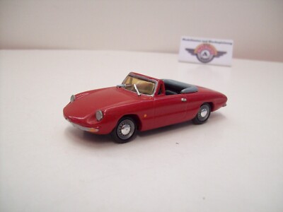 Alfa Romeo Spider ''Duetto'', 1966, red, Spaghetti-Kit 1:43