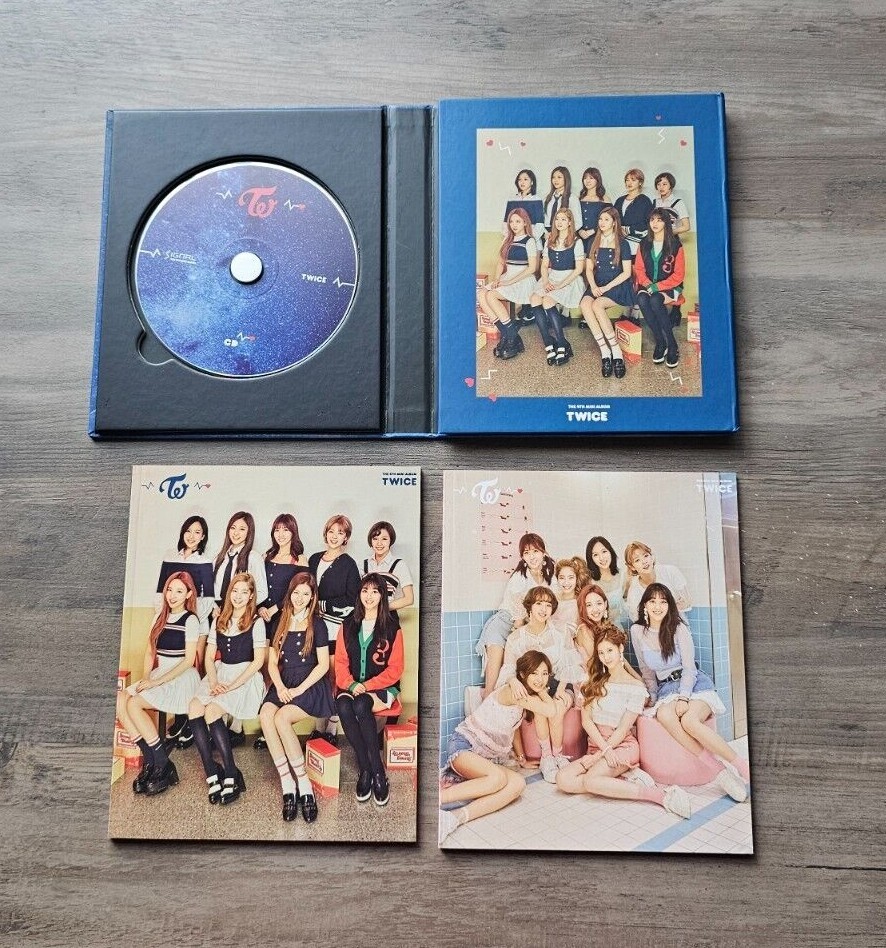 TWICE Signal | 4th Mini Album | Preorder Photocards | Regular