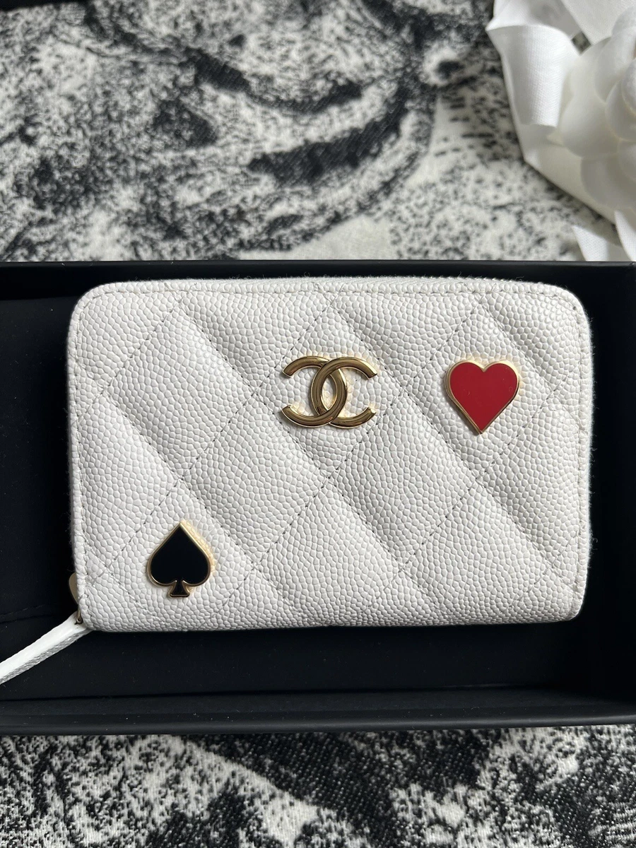 Chanel 22P pink grained calfskin zippy wallet