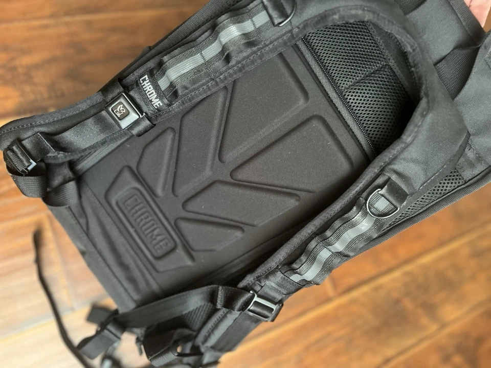 Chrome Industries Niko Camera Backpack 3.0 - Image 3 of 4