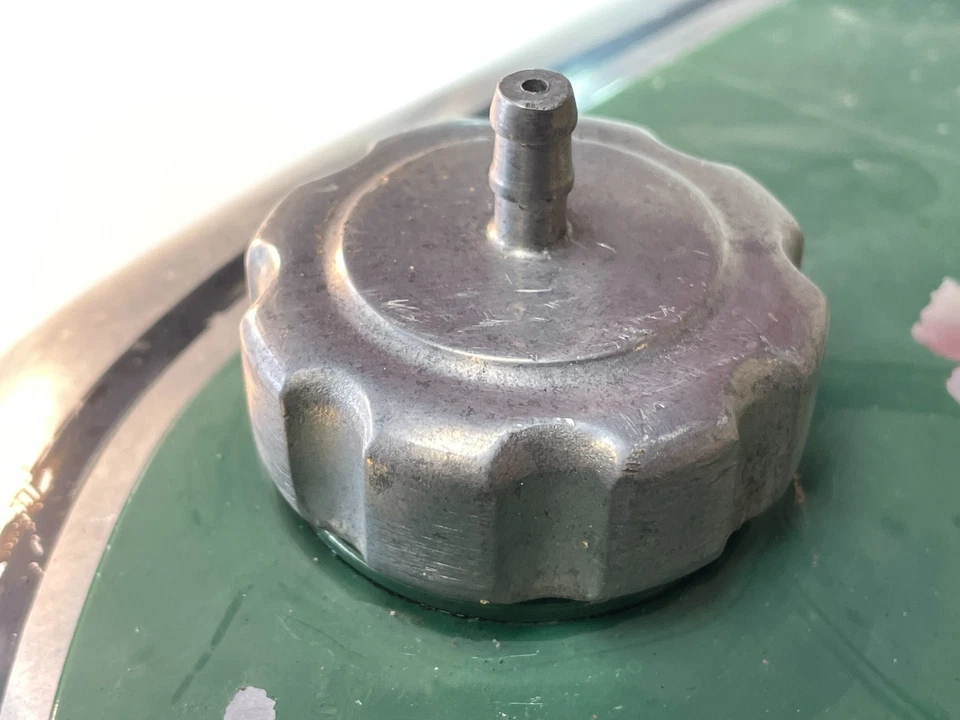 Honda CR250M Elsinore 1973 1974 OEM tanque de gasolina CR 250 principios de 73 Foto 4 de 4