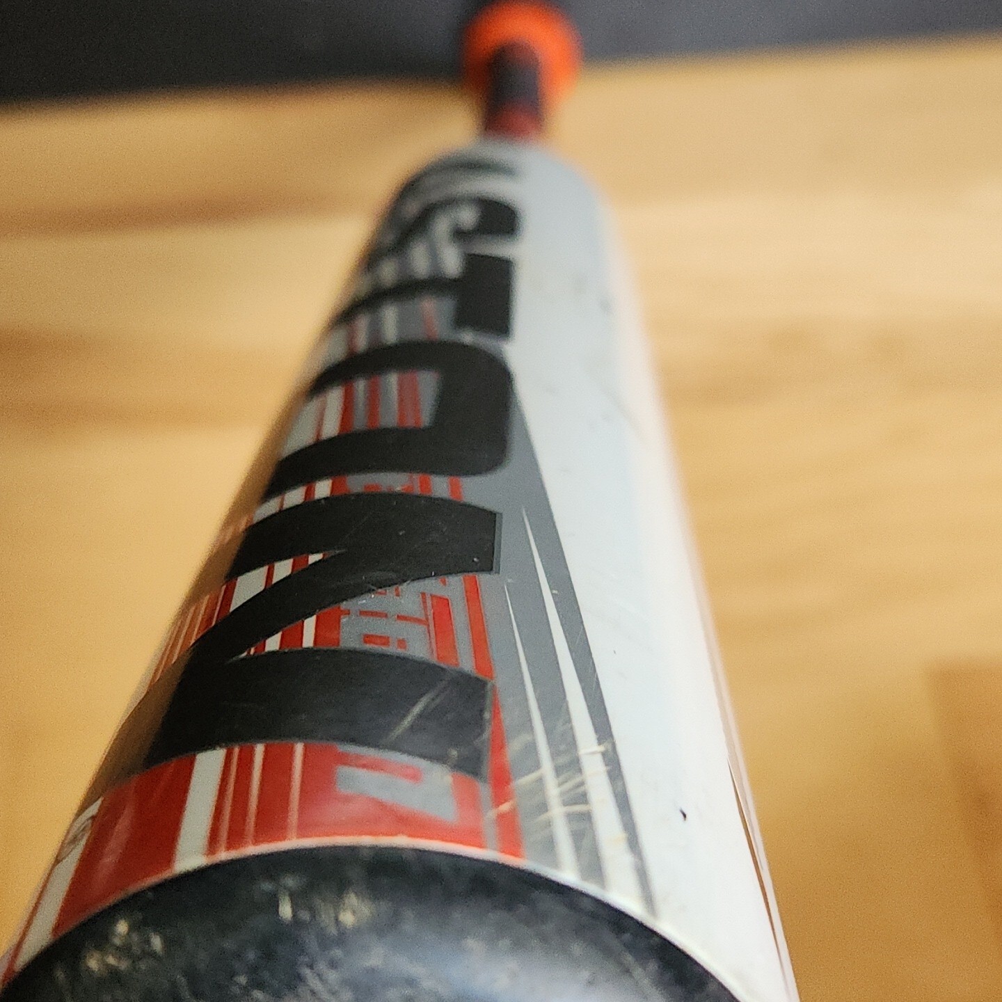 Easton typhoon SK62B 10 Fastpitch Softball Bat 2 1/4" Barrel 29 / 19