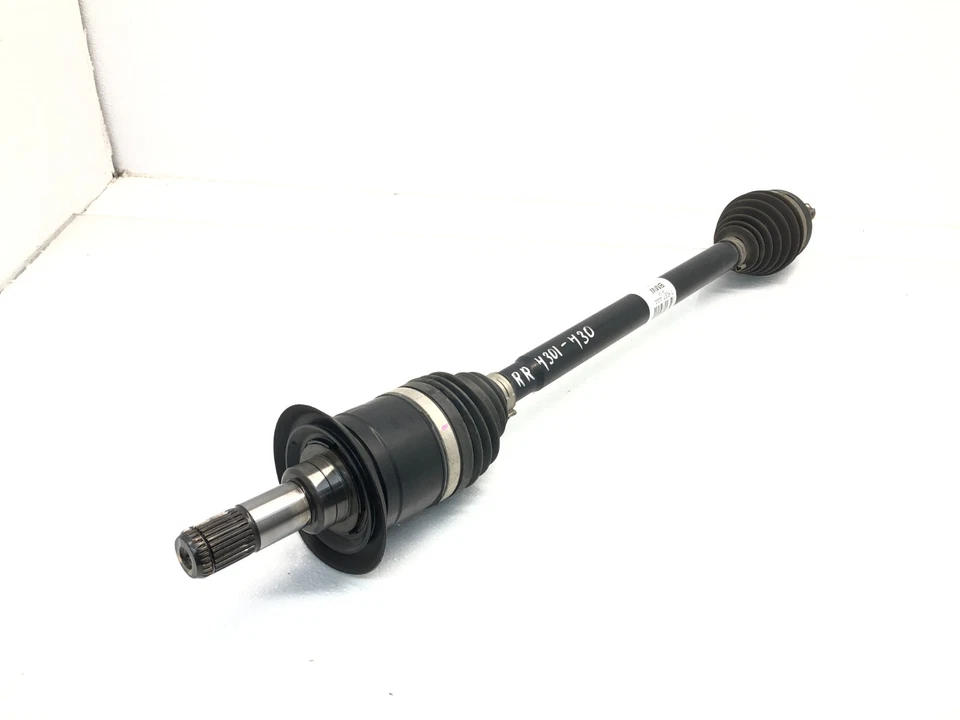 BMW 430i F36 Gran Coupé 2017-2020 tracción trasera paso derecho eje CV eje conjunto OEM Foto 3 de 4