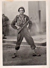 FOTO ORIGINALE ESERCITO ITALIANO TENUTA COMBATTIMENTO CON BERETTA MAB ftg 47