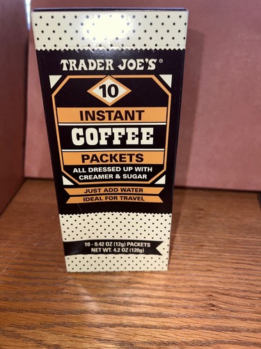 Caja de 10 paquetes de café instantáneo Trader Joe's con crema y azúcar - caducidad 01/2026