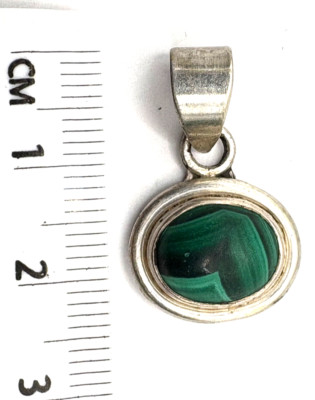 Beautiful 925 St. Silver Pendant Studded with Oval Shape Malachite Stone