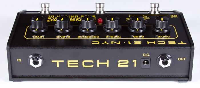 Tech 21 SansAmp Programmable Bass Driver DI Guitar Effects