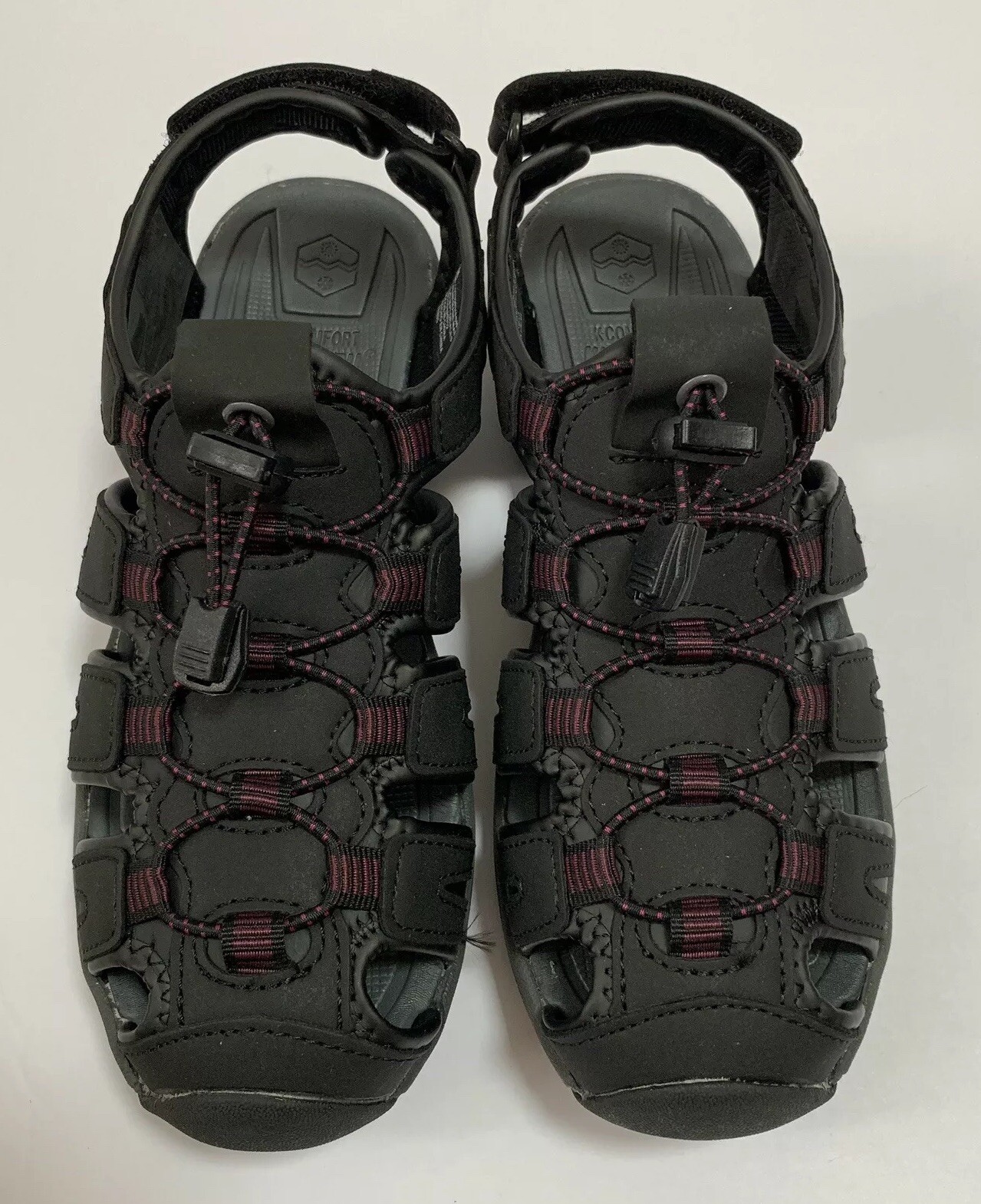 khombu ashley sandals