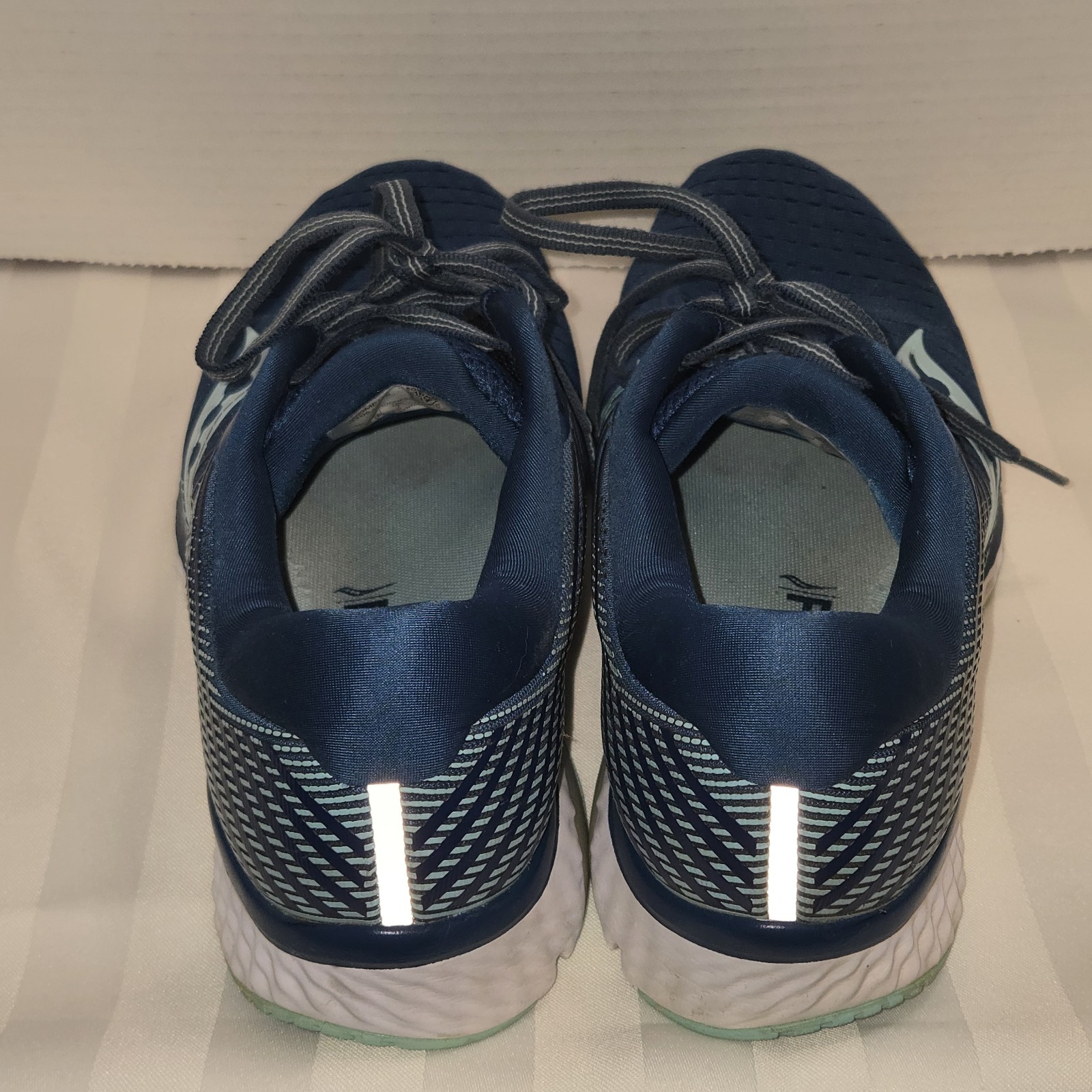 Saucony PWR Run Guide 13 Women's Running Shoes US Size 9 Blue thumbnail 3