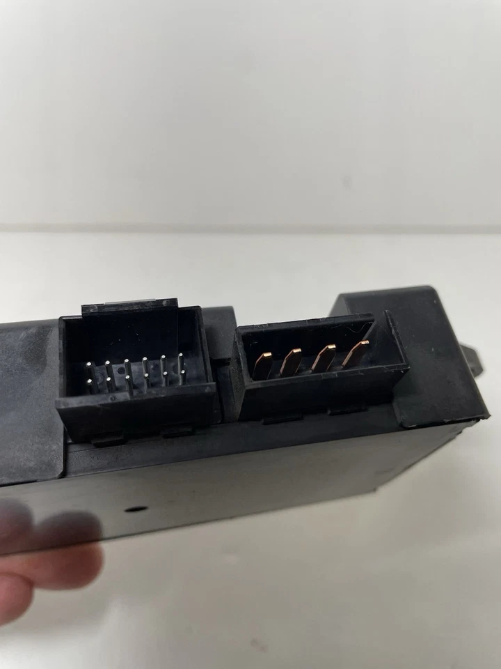 2000-2005 Lesabre Bonneville Aurora Left Rear Door Module OEM. 25654368 - Image 3 of 4