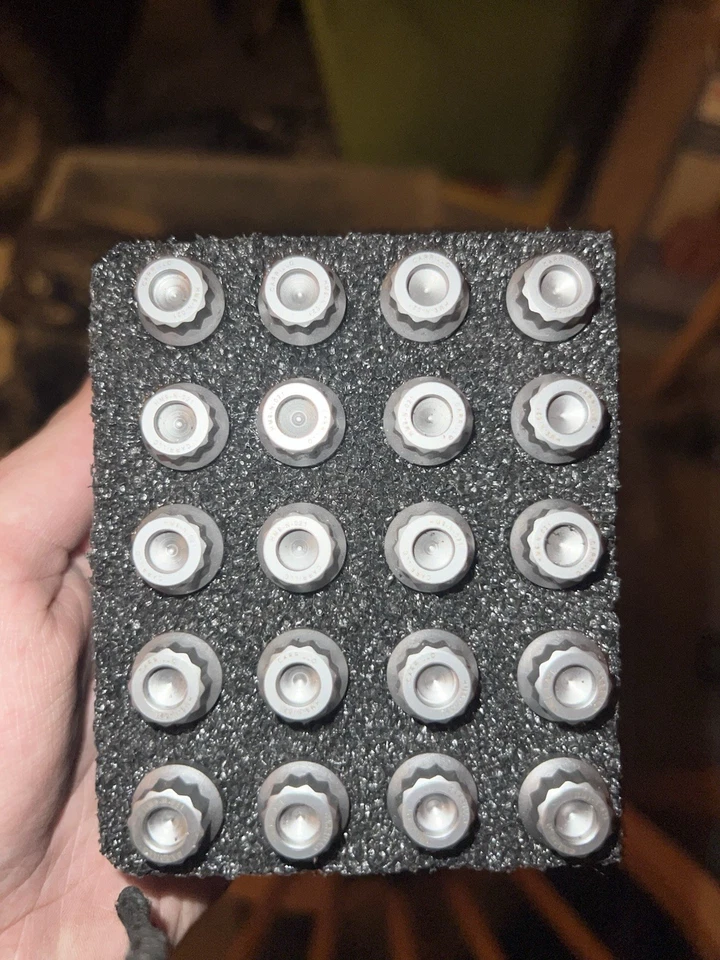 Pernos de varilla de carrillo E60 M5 S85 Foto 2 de 3