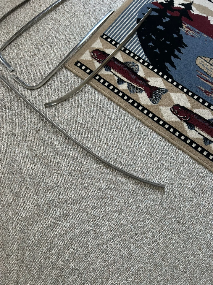 1972 To 1980 Dodge Pickup/ Ramcharger Front Windshield Trim - Image 2 of 3