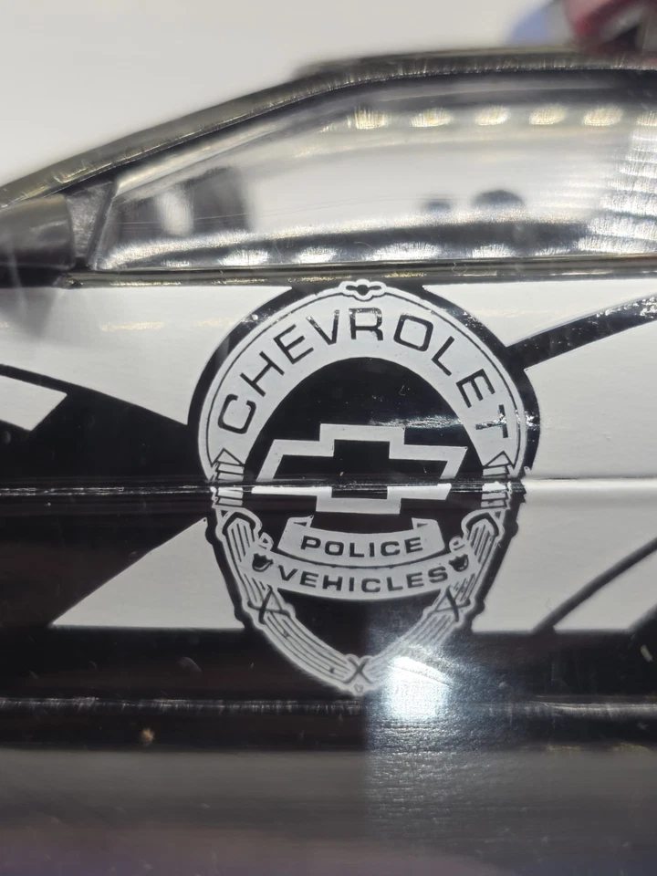 Code 3 - Chevrolet Police Vehicles - Chevy Camaro - 1:24 Diecast Brand New Rare - Image 2 of 4